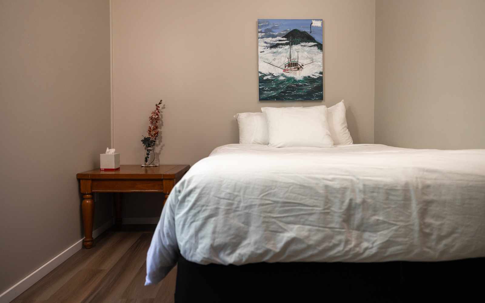 CedarHotelRoom-3